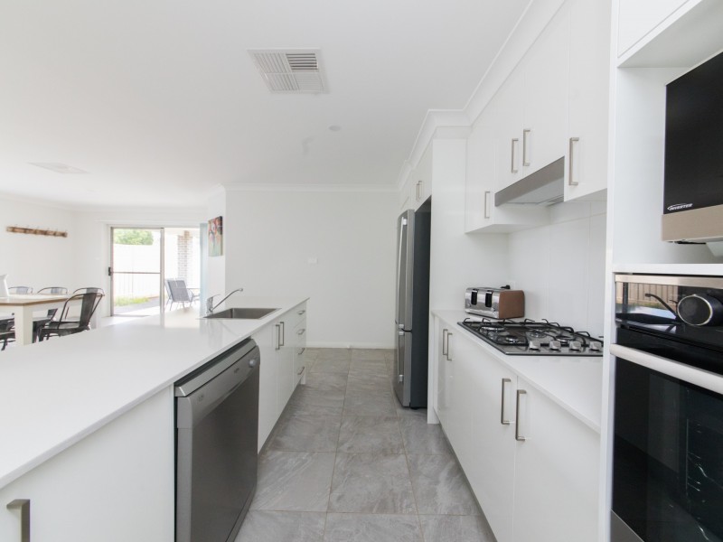 95 Linda Drive, Dubbo NSW 2830