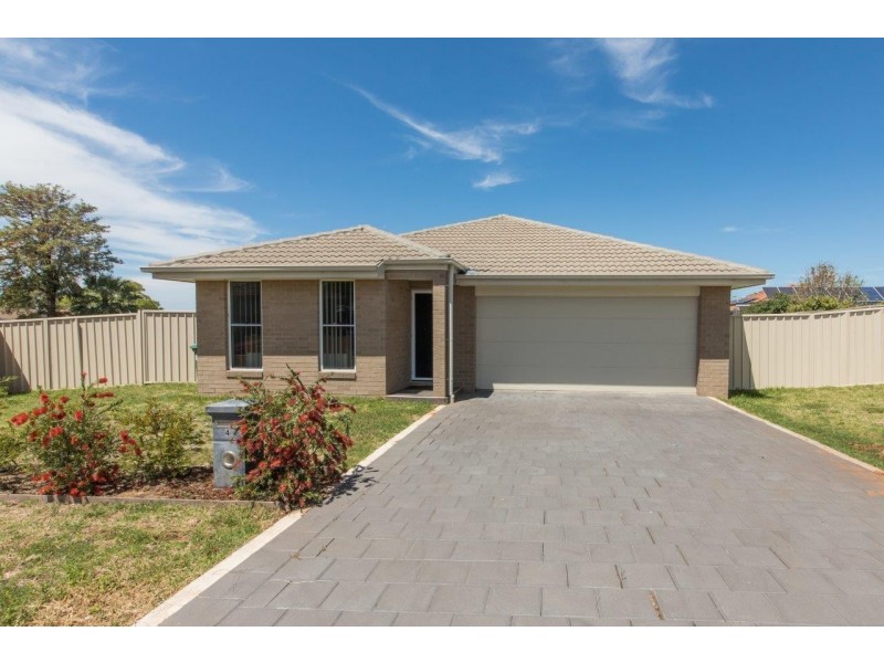 4 Tanderra Drive, Dubbo NSW 2830