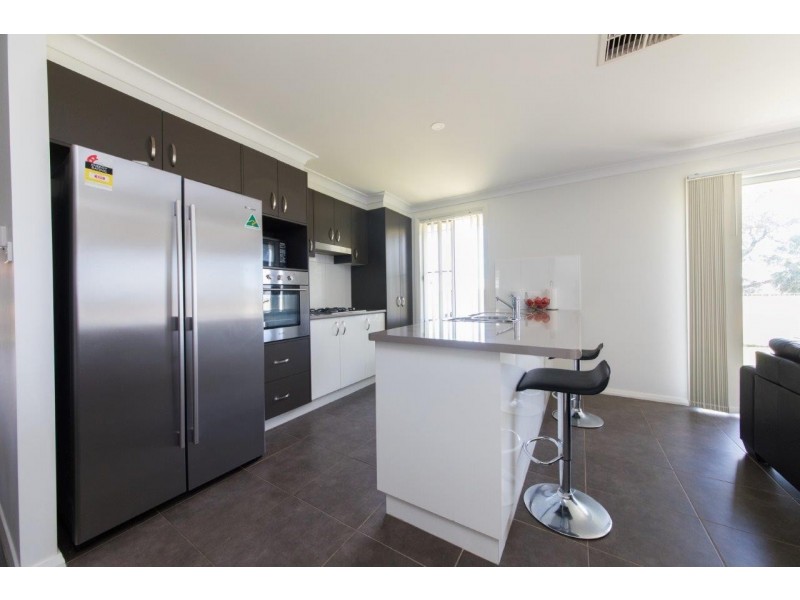 4 Tanderra Drive, Dubbo NSW 2830