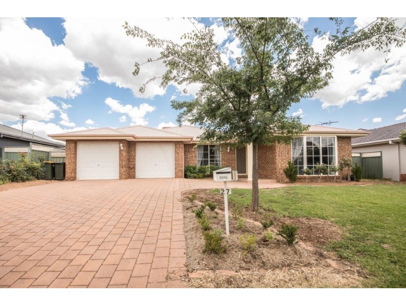 27 St Andrews Drive, Dubbo NSW 2830