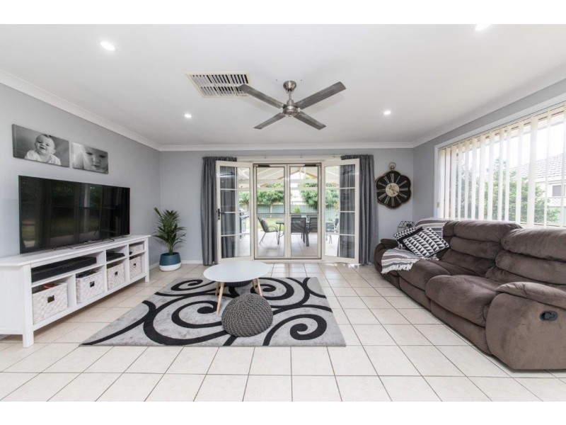27 St Andrews Drive, Dubbo NSW 2830