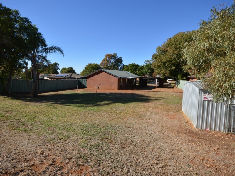 32 Springfield Way, Dubbo NSW 2830