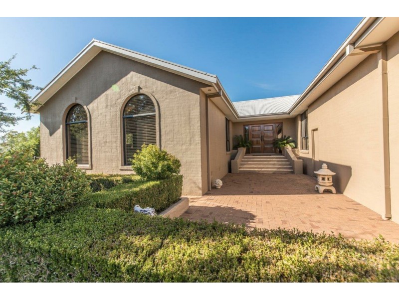 14 Handara Close, Dubbo NSW 2830