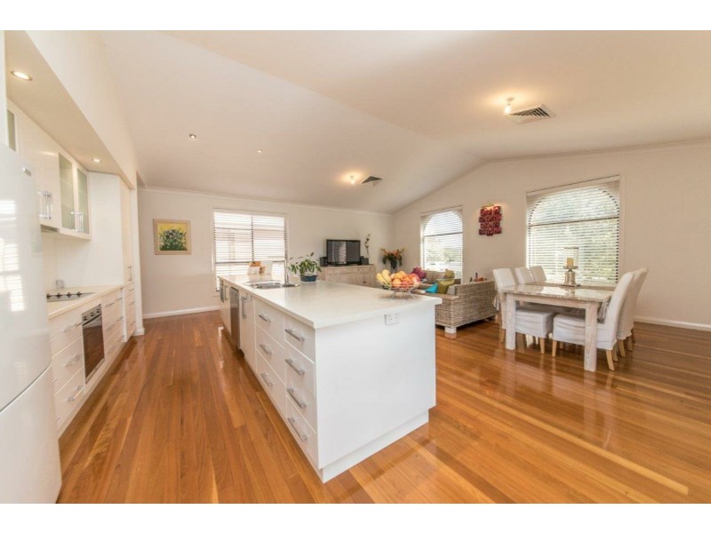 14 Handara Close, Dubbo NSW 2830