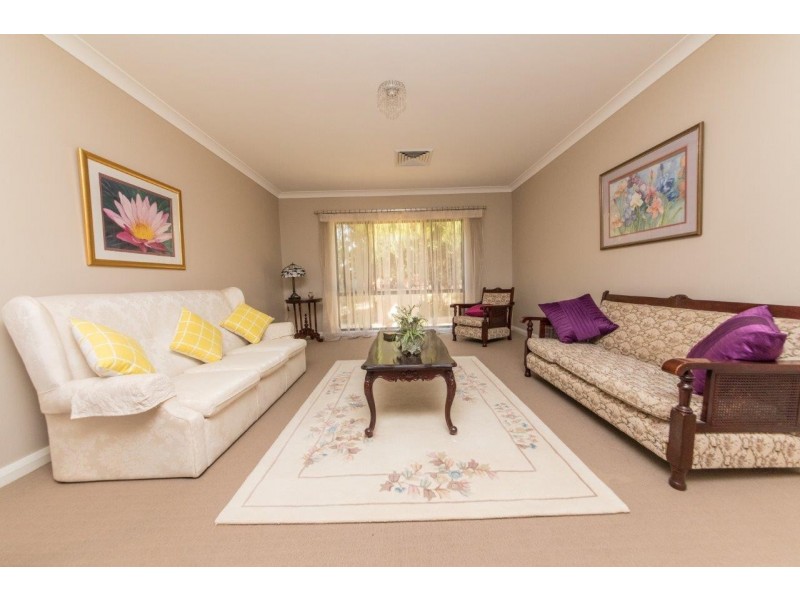 14 Handara Close, Dubbo NSW 2830