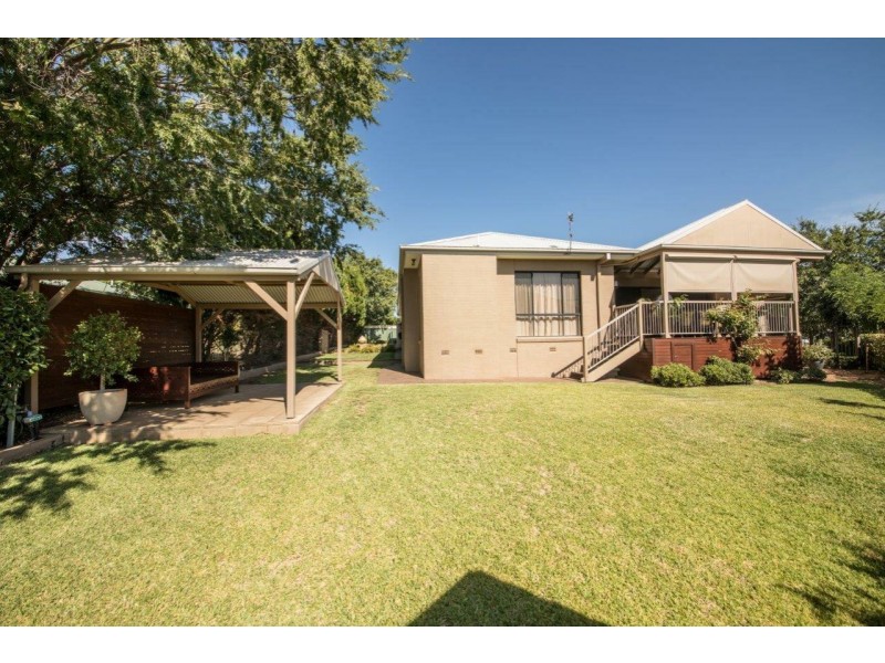 14 Handara Close, Dubbo NSW 2830