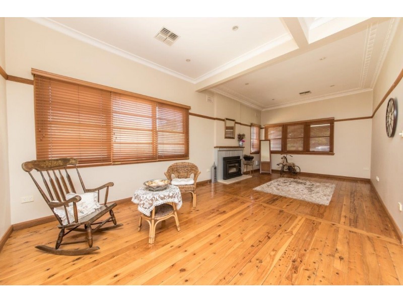 351 Darling Street, Dubbo NSW 2830