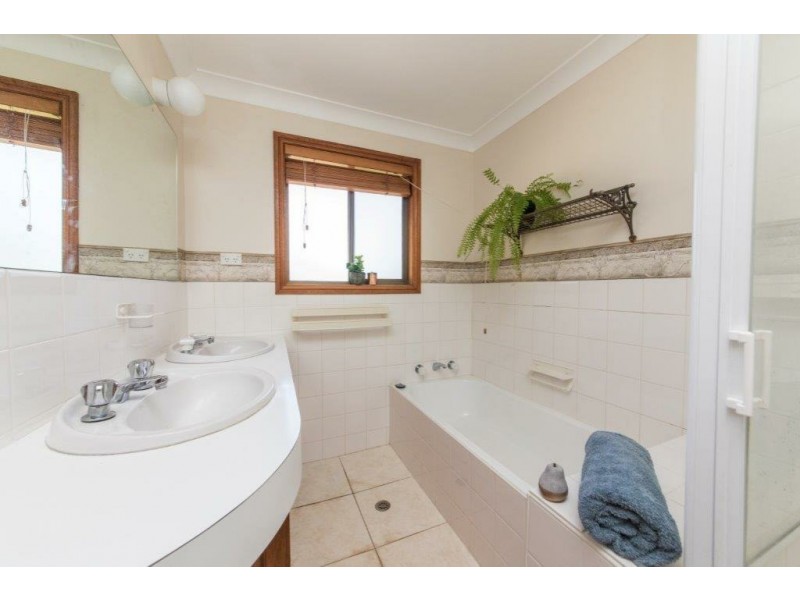 15 Allandale Drive, Dubbo NSW 2830