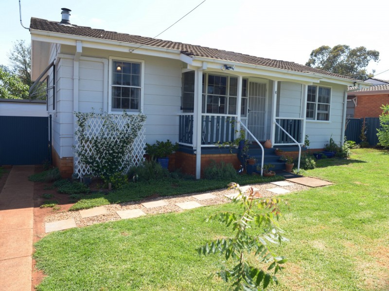 6 Houston Drive, Dubbo NSW 2830