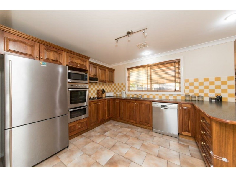 24 Jacqueline Drive, Dubbo NSW 2830