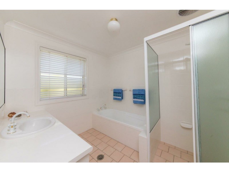 24 Jacqueline Drive, Dubbo NSW 2830