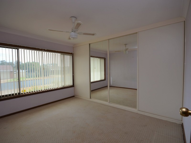 27 Oxley Circle, Dubbo NSW 2830