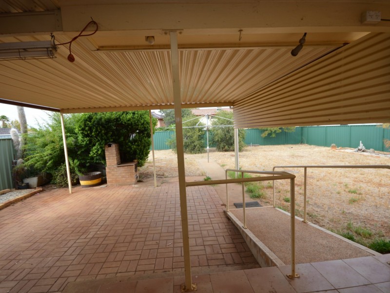 27 Oxley Circle, Dubbo NSW 2830