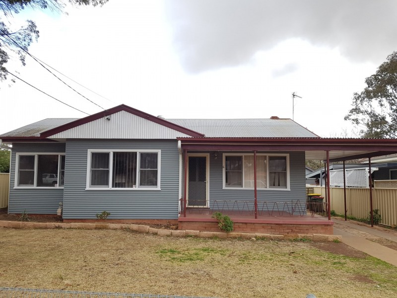 6 Laughton Street, Dubbo NSW 2830