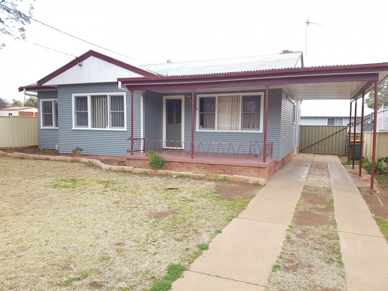 6 Laughton Street, Dubbo NSW 2830