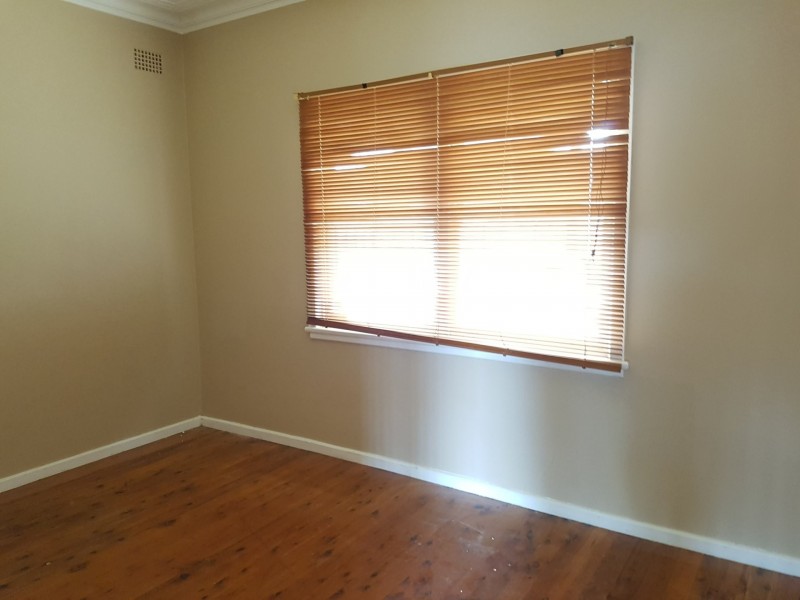 6 Laughton Street, Dubbo NSW 2830