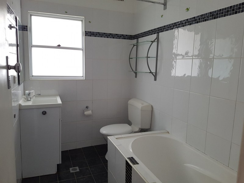 6 Laughton Street, Dubbo NSW 2830