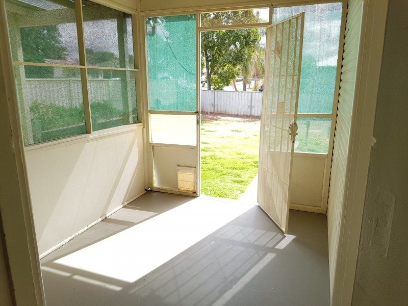 6 Laughton Street, Dubbo NSW 2830