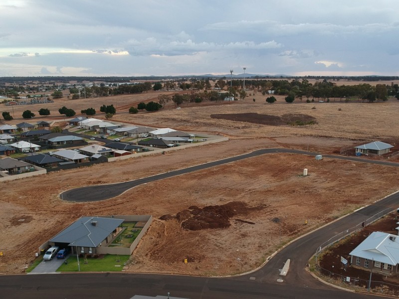 1 Rosewood View Estate, Dubbo NSW 2830