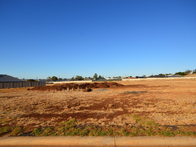1 Rosewood View Estate, Dubbo NSW 2830