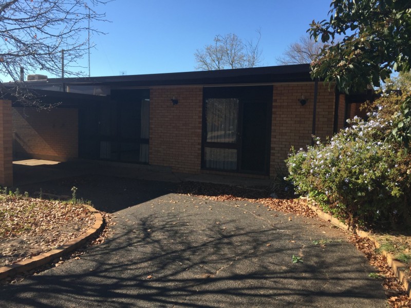 22 Leonard Street, Dubbo NSW 2830
