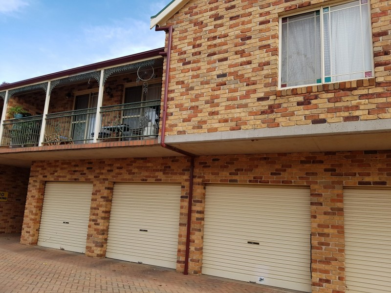 8/77 Bultje St, Dubbo NSW 2830