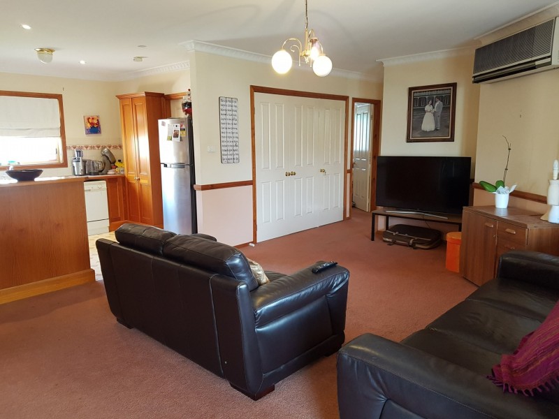 8/77 Bultje St, Dubbo NSW 2830