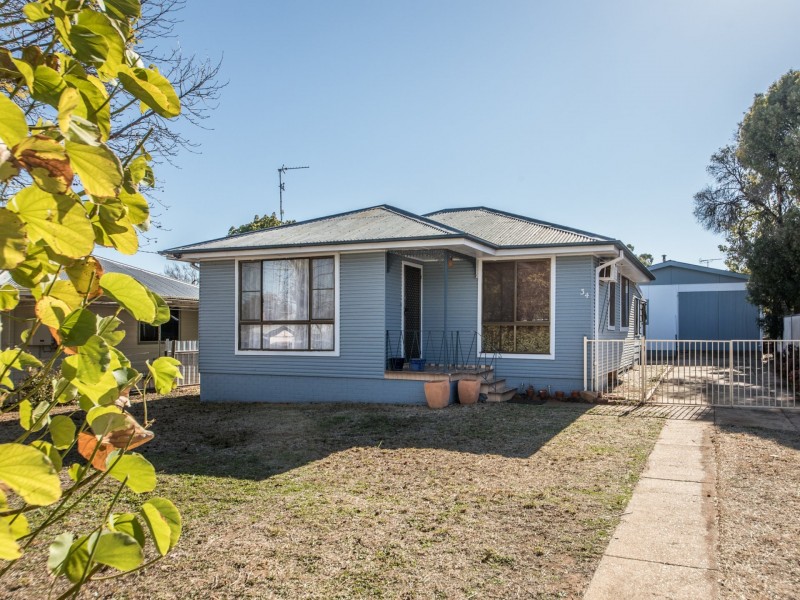 34 Naman Street, Dubbo NSW 2830