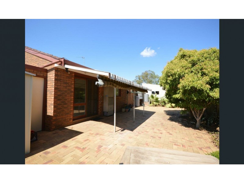 4/1 Beddoes Avenue, Dubbo NSW 2830