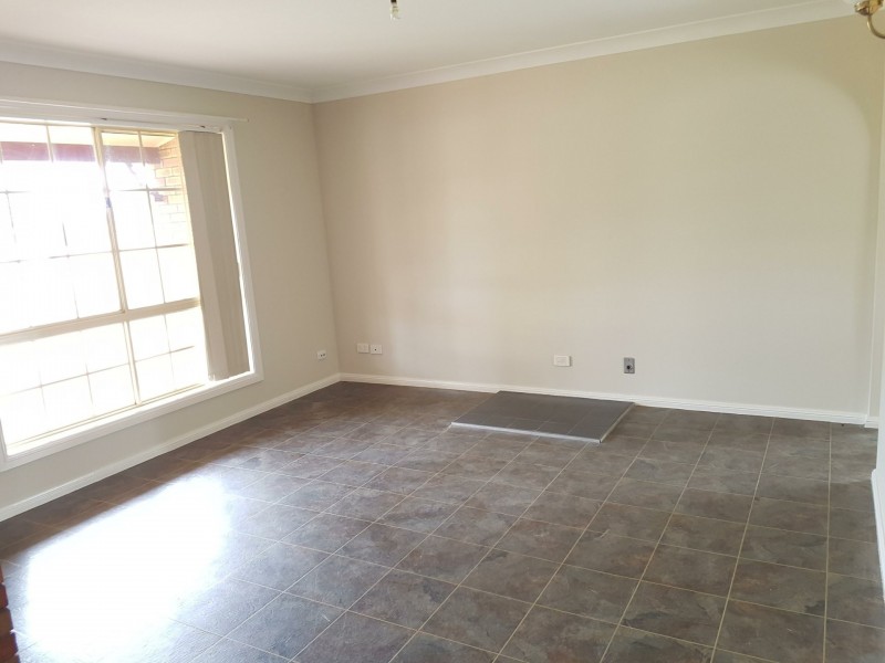 12 Galloway Drive, Dubbo NSW 2830