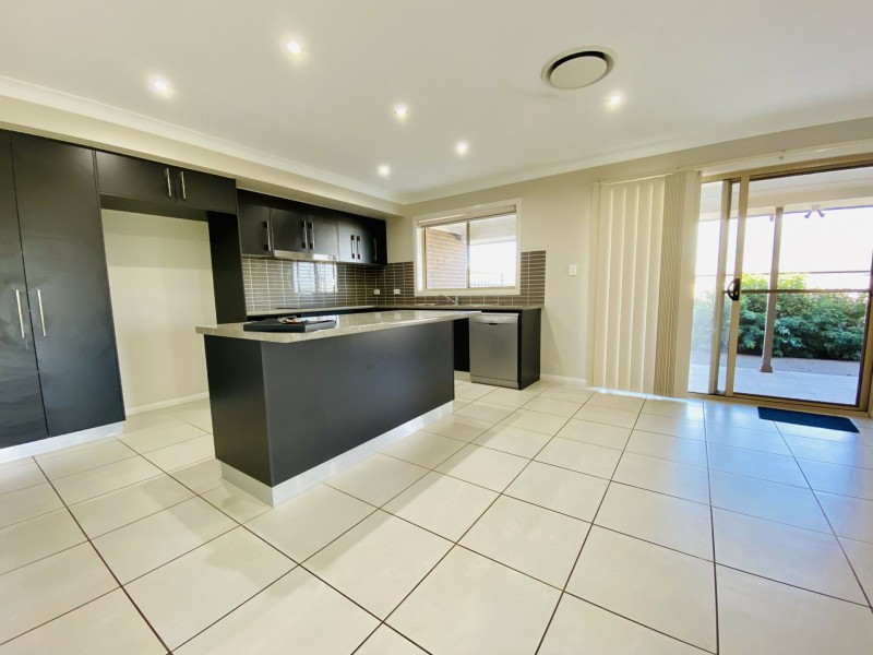 2/12 Lilydale Terrace, Dubbo NSW 2830