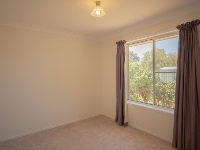 6 Barwon Way, Dubbo NSW 2830