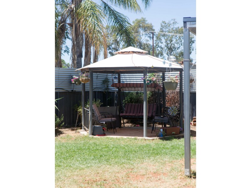 17 Houston Drive, Dubbo NSW 2830
