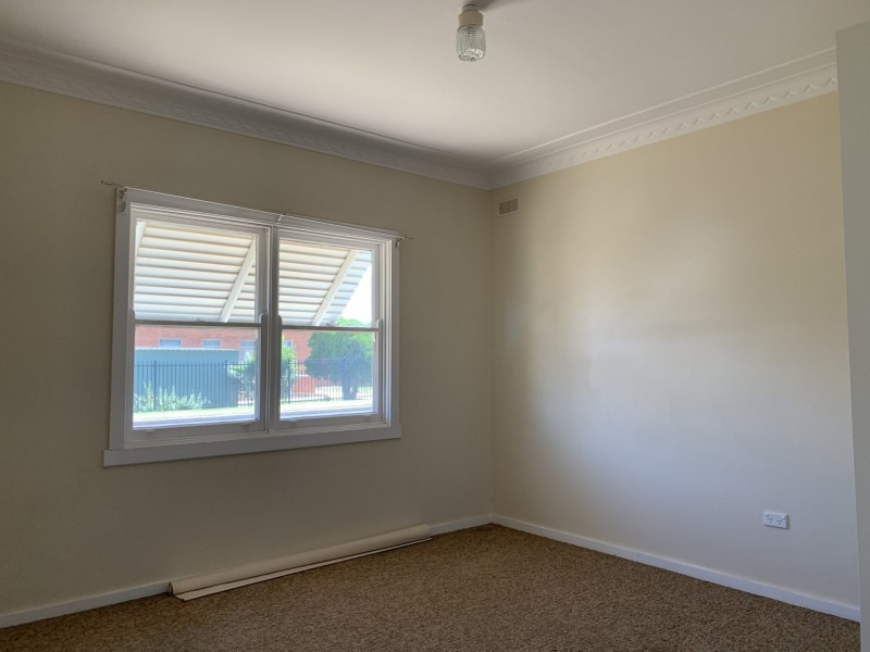 4 Gipps Street, Dubbo NSW 2830
