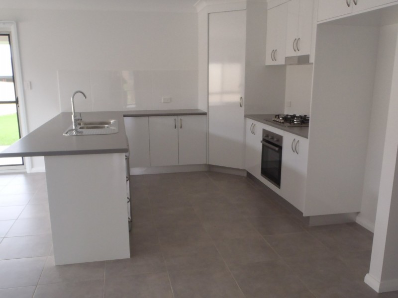 63 Page Avenue, Dubbo NSW 2830