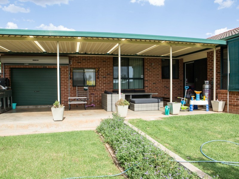 44 Twickenham Drive, Dubbo NSW 2830