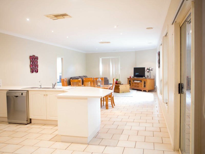 48 Twickenham Drive, Dubbo NSW 2830