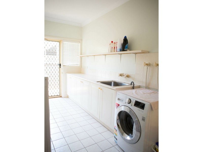 48 Twickenham Drive, Dubbo NSW 2830