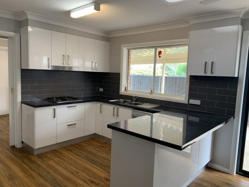 8 Sandra Place, Dubbo NSW 2830