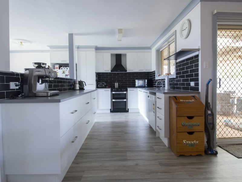 20 Hopkins Parade, Dubbo NSW 2830