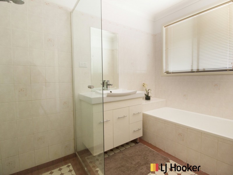 10 Mumford Crescent, Dubbo NSW 2830