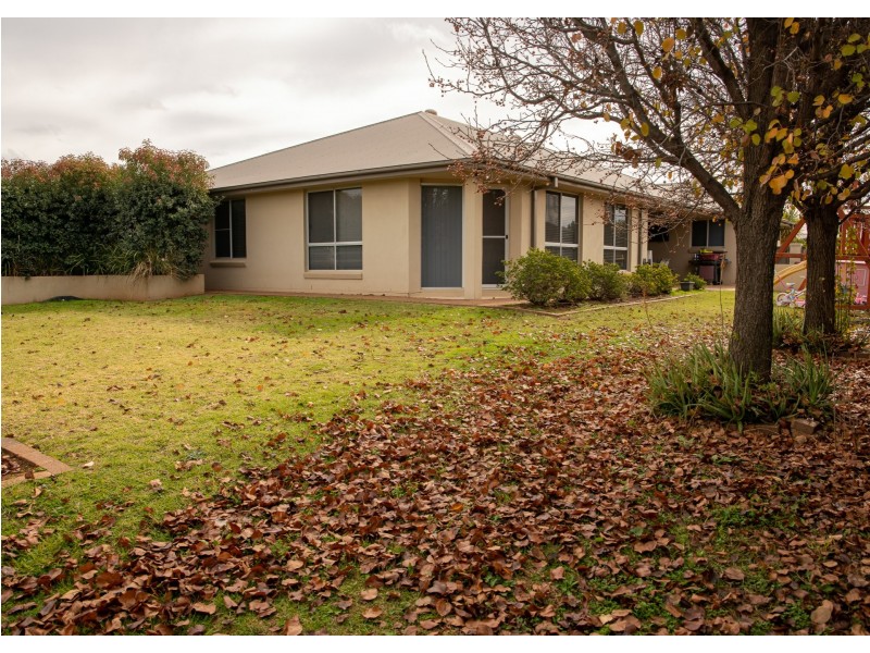 3 Raffles Court, Dubbo NSW 2830