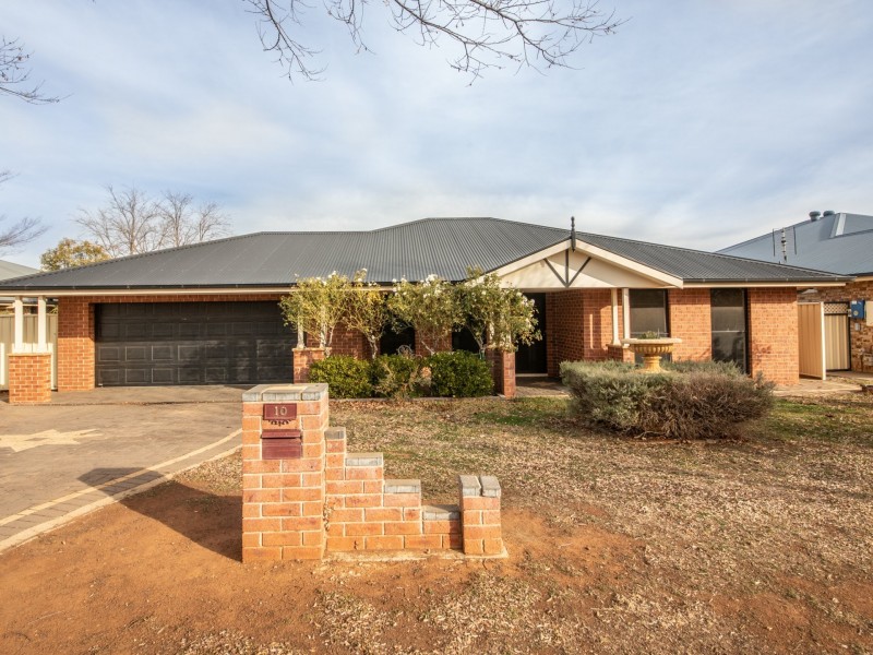 10 Sunvale Avenue, Dubbo NSW 2830