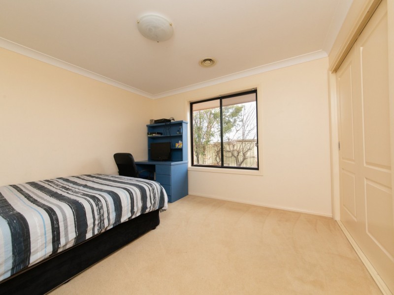 10 Sunvale Avenue, Dubbo NSW 2830
