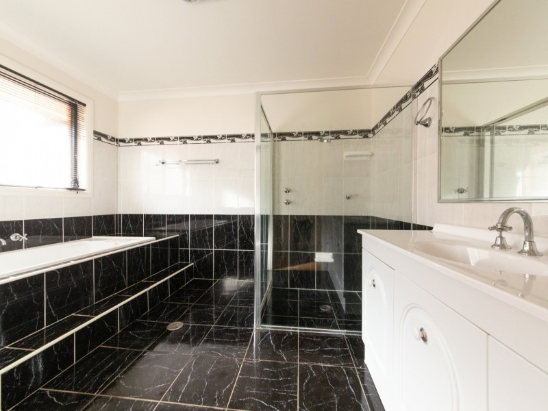 10 Sunvale Avenue, Dubbo NSW 2830