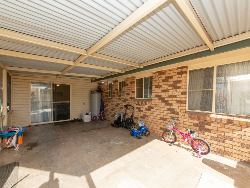219 Algalah Street, Narromine NSW 2821