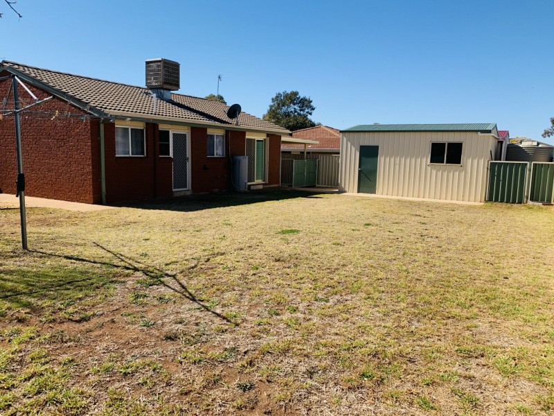 15 Burge Place, Dubbo NSW 2830
