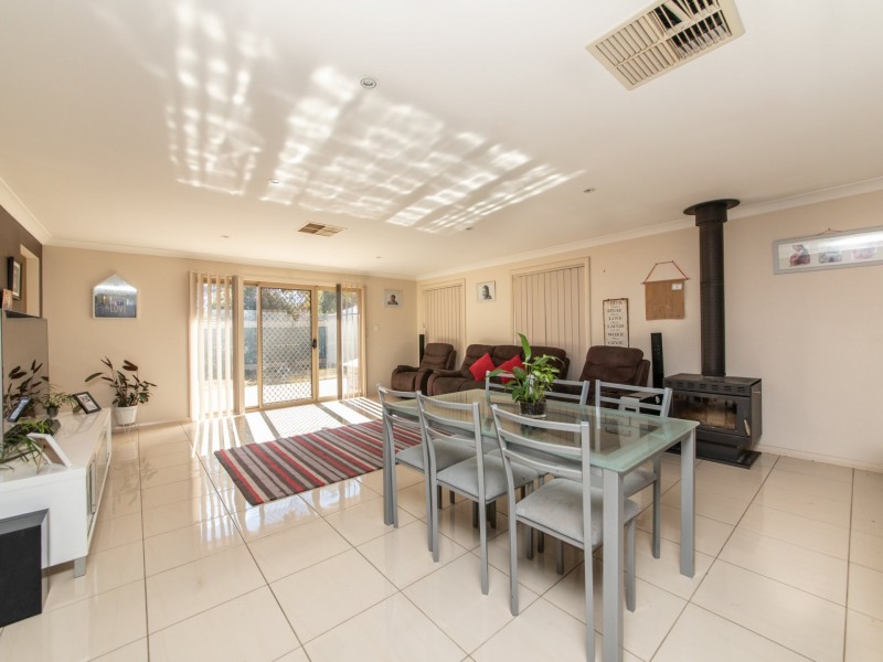 16 Javea Close, Dubbo NSW 2830