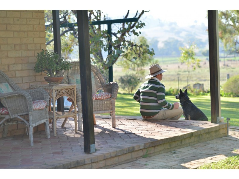 Bell River Mitchell Highway, Neurea NSW 2820