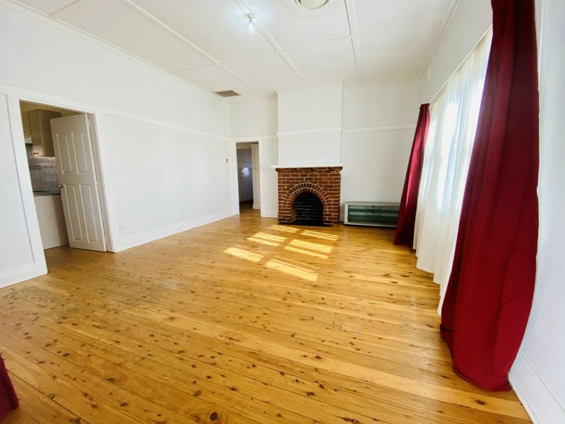 111 Cobra Street, Dubbo NSW 2830